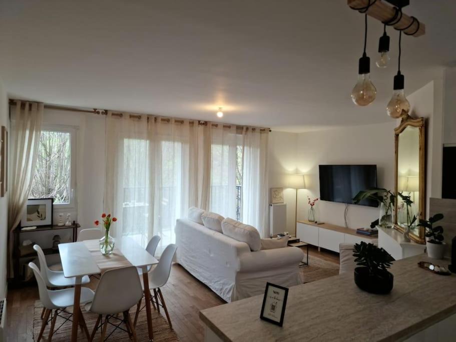 Cozy Apartment Near Paris Clamart Exteriér fotografie
